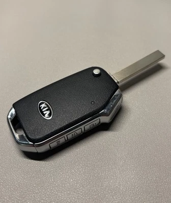 原始设备制造商 2019-21 起亚 FORTE 翻盖无钥匙进入远程钥匙链发射器 95430-M6000 — 第 1/4 张图片