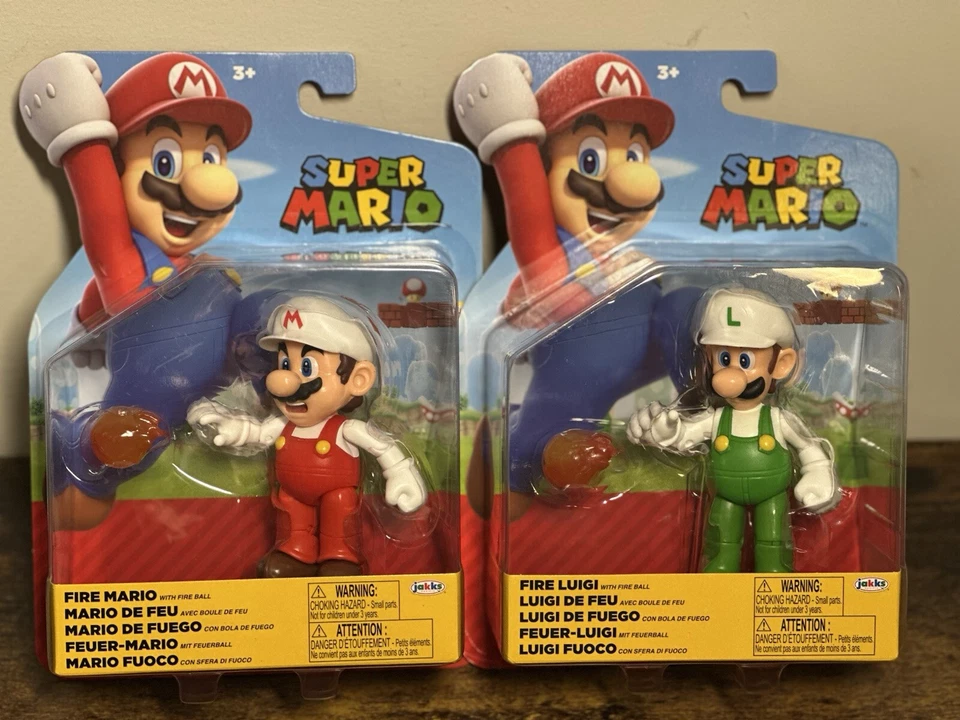 Nintendo Super Mario Fire Mario w/ Fire Ball 4" Figure