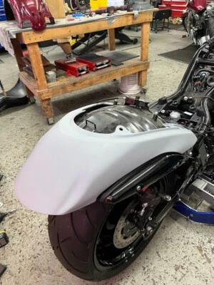 Suzuki Boulevard M109R VZR1800 2006-24 Short Bobber Tail Primmer Finish - Image 1 of 4