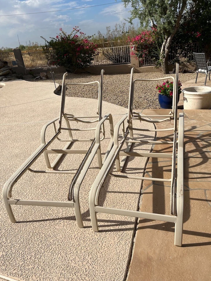 Chaise salones Tropitone Foto 1 de 1