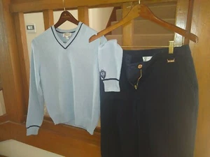St John Knit SPORT Lt Blue Sweater SZ S, and St John SPORT Dk Blue Pants SZ 4.  - Bild 1 von 6