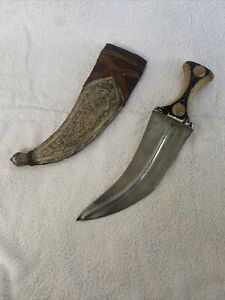 Jambiya Antique Curved Dagger Knife Silver Leather Sheath
