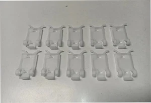NEU 10 Klammern Clips Steinschlagschutz Schweller Opel Senator B Omega A - Picture 1 of 5