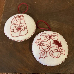 2 Vtg Embroidered Christmas Design Disc Ornament Red Threads 3.75” Handmade - Picture 1 of 2