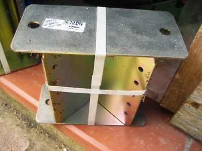 COPPIA staffe ANGOLARE  per supporto DI PILASTRO DI LEGNO - Immagine 1 di 3