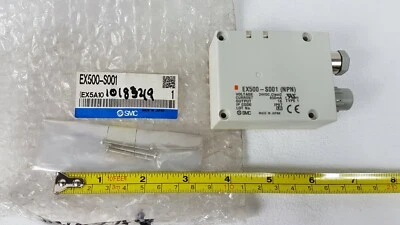 SMC EX500-S001 Plug Lead Manifold 24VDC 650mA IP67 - EX5A10 - Unused - Image 1 of 4