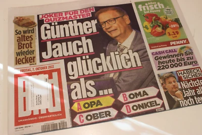 BILDzeitung 07.10.2022 Oktober Ukraine Krieg Putin Selenskyi Mutter Tochter Duo - Bild 1 von 3
