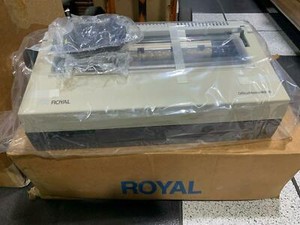 Royal OfficeMaster 2000 daisy wheel printer NEW IN BOX! - 1980s - retro vintage