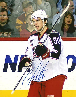 Chaquetas azules con foto de 8x10 firmadas a mano por Antoine Vermette Foto 1 de 2