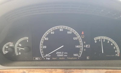 Grupo de medidores de velocímetro clase S 2007-2008 72 k millas Mercedes-Benz Foto 1 de 4