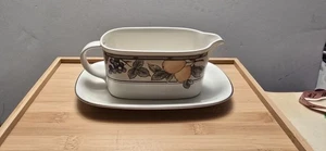 Mikasa Intaglio GARDEN HARVEST Gravy Boat and Underplate Tray Turkey - Picture 1 of 4
