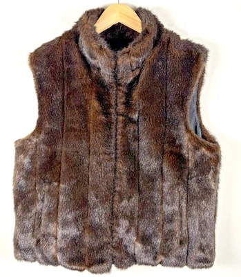 Женский двусторонний жилет из искусственного меха Cato размер XL на молнии Old Money Mob - Изображение 1 из 4