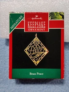 NUEVO SELLO RECUERDO 1990 LATÓN PAZ MINIATURA ADORNO NAVIDAD - Imagen 1 de 2