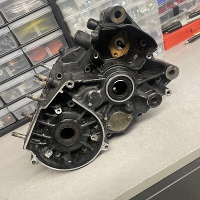 1980 78-81 SUZUKI DS100 DS 100 79-81 DS125 80-81 TS100 CRANKCASE CRANK CASE - Image 1 of 4