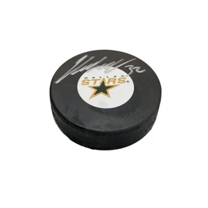 KARI LEHTONEN Signed Dallas Stars Puck (Exact photo) - 00551 - Picture 1 of 2