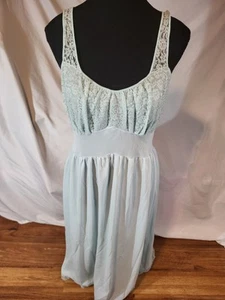 Vintage 60s Van Raalte Petalskin Size 36 Large Full Slip Dress Lace Bust Lt Blue - Picture 1 of 8