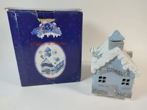 Encore Snow Buddies Snowville Village - School Of Knitting W/ Box See Descript - Picture 1 of 13