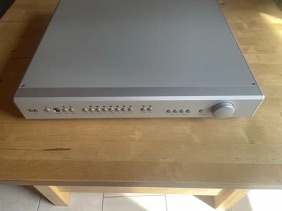 Vorverstärker T+A P 1230 R - Bild 1 von 4