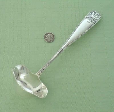 MARTHINSEN 830S Серебряный НОРВЕЖСКИЙ Узор РАКОВИНЫ СОУС КОВШ с Крючком 7 1/4" - Изображение 1 из 4