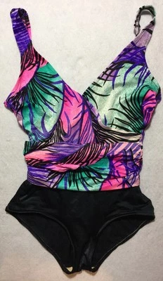 Винтажный купальник Catalina 12 с принтом в виде розового зеленого листа с глубоким V-образным вырезом и искусственным запахом сделано в США - Изображение 1 из 4