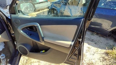 Panel de moldura de puerta delantera derecha Toyota Rav-4 pasajero 09-12 con interruptores beige arena Foto 1 de 4