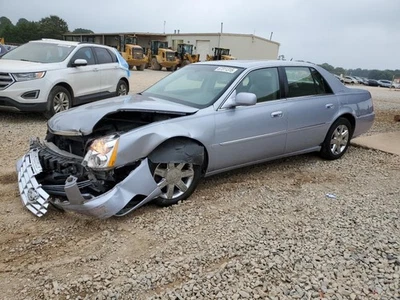 (LOCAL PICKUP ONLY) Fuel Tank Fits 06-11 DTS 2592017 - Image 1 of 4