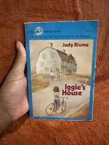 Vintage 1970 IGGIE'S HOUSE Book ~ Judy Blume ~Paperback Teen - Picture 1 of 8
