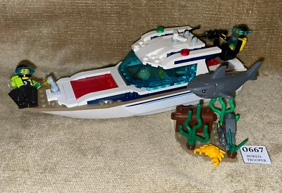 LEGO Sets: Town: City: Harbor: 60221-1 Diving Yacht (2019) CUSTOMISED Treasure - Image 1 of 4