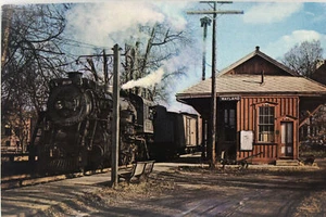 1947 Boston and Maine #2731 K-B-C Locomotive- Wayland, Massachusetts  Postcard - Picture 1 of 5