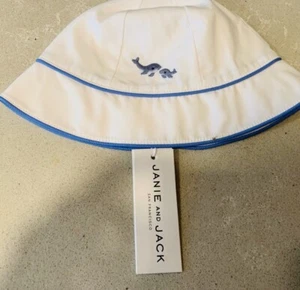 Adorable!-NWT Janie And Jack Sun Hat. 3-6 Months White Blue Whales Summer Beach - Picture 1 of 2