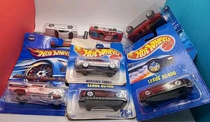 Lot Of 7 Mostly Vintage Hot Wheels All New In Package 1991 1995 2005 2006 2018 - Picture 1 of 15