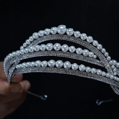 Gorgeous Zircon Brides Tiaras Crowns Crystal Wedding Hair Accessory Headpieces - Image 1 of 4