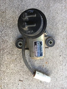 Toyota 85-86 MR2 AW11 Cruise Control Vacuum Pump - Picture 1 of 3