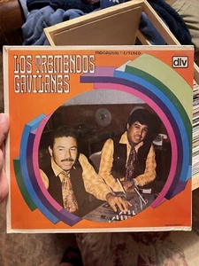 LOS TREMENDOS GAVILANES - SALOMON PRADO Y JUAN TORRES LP / NUEVO Y SELLADO DLV - Picture 1 of 2