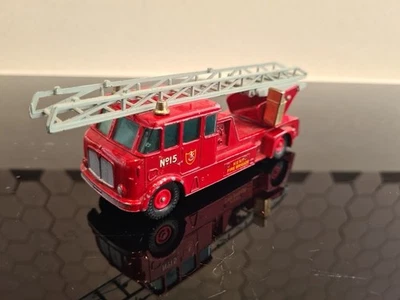 Lesney Die-Cast Merry Weather Fire Engine (DSF4) King Size No. 15, England 1960s - Image 1 of 4