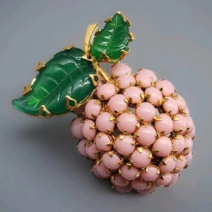 Broche Schreiner Rosa Baya Vidrio Moldeado Hoja Verde Frambuesa De Colección Prendedor Fruta RARO - Imagen 1 de 12
