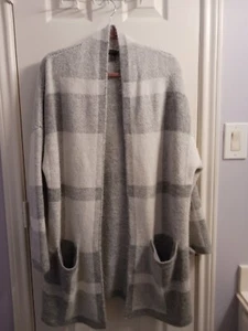 Banana Republic Sweater/ Coat Grey And White Checks M/L  RN 54023 Acrylic/... - Picture 1 of 3