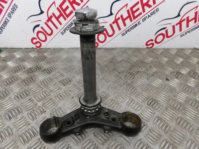 TRIUMPH STREET TWIN 900 2017 BOTTOM YOKE - Image 1 of 4