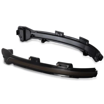 Frecce LED Specchietto Esterno per VW Golf VII Berlina + Variant | dal 2012 | NERO - Immagine 1 di 4