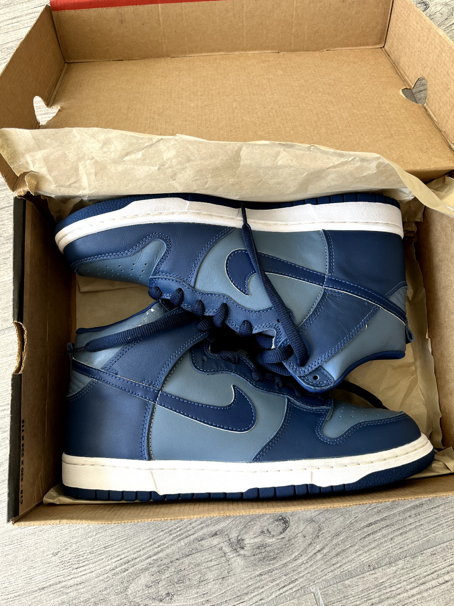 Nike Dunk High LE Gray for Sale | Authenticity Guaranteed | eBay Nike Dunk High LE Gray for Sale | Authenticity Guaranteed | eBay