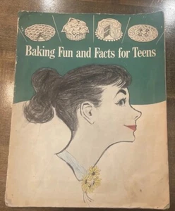 VINTAGE: Baking Fun and Facts for Teens by Wesson Oil (cir. 1950's PB) - Picture 1 of 6