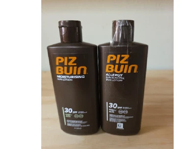 2 pack Piz Buin Moisturising Sun Protection Lotion, High SPF 30, UVA/UVB - Image 1 of 2