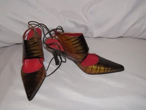 Tacones Melian charol punta puntiaguda cebra rayas tigre correa al tobillo talla 8M - Imagen 1 de 6