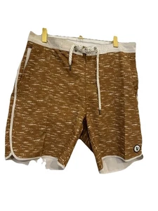 Pantaloncini da crociera Vuori 33 - Foto 1 di 2