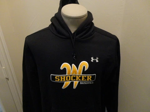 Black Sewn Wichita State Shockers NCAA Polyester Hooded Sweatshirt Youth XL NICE Cover