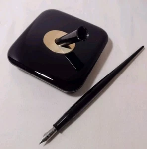 Juego de Escritorio Pluma Estilográfica Shaeffer Vintage Base de Vidrio Negro F1 Nuevo en Caja Usado en Excelente Condición - Imagen 1 de 7