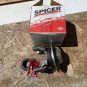 Spicer SP 5008445 Half RND END YOKE ASSY SP 250 4 08455 1X - Picture 1 of 6