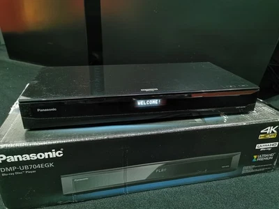 Panasonic DMP UB704 Ultra HD BluRay-Player mit 3D - 4K HDR - Bild 1 von 4