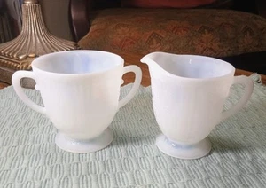 1930-36 MacBeth Evans American Sweetheart MONAX CREAM & SUGAR SET Creamer MINT - Picture 1 of 5