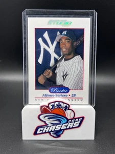2001 Donruss Studio Rookie RC Alfonso Soriano #'d  /700 - Picture 1 of 2